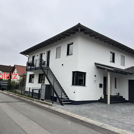 Ferienzimmer Frank, Self-Check-In Nach 21Uhr Niederalteich Екстериор снимка